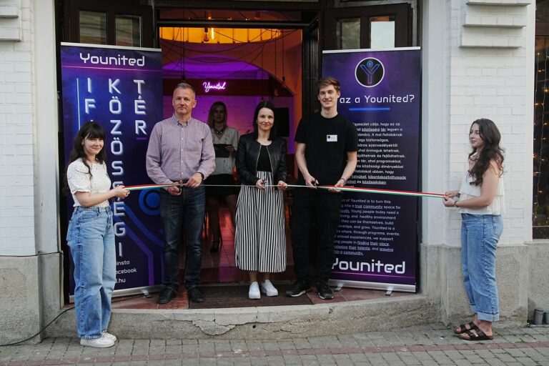 Younited megnyitó